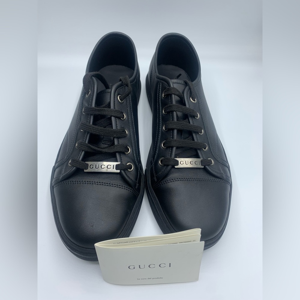 - Men Gucci shoes